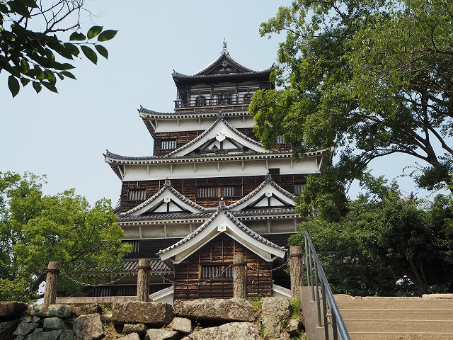 広島城　天守正面