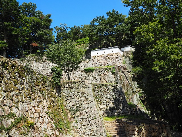 備中松山城　大手門跡付近の石垣